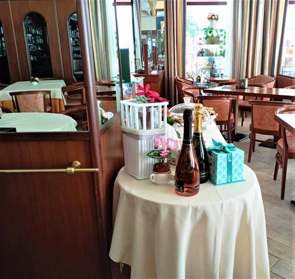 Hotel Grazia Deledda Sassari Exteriör bild