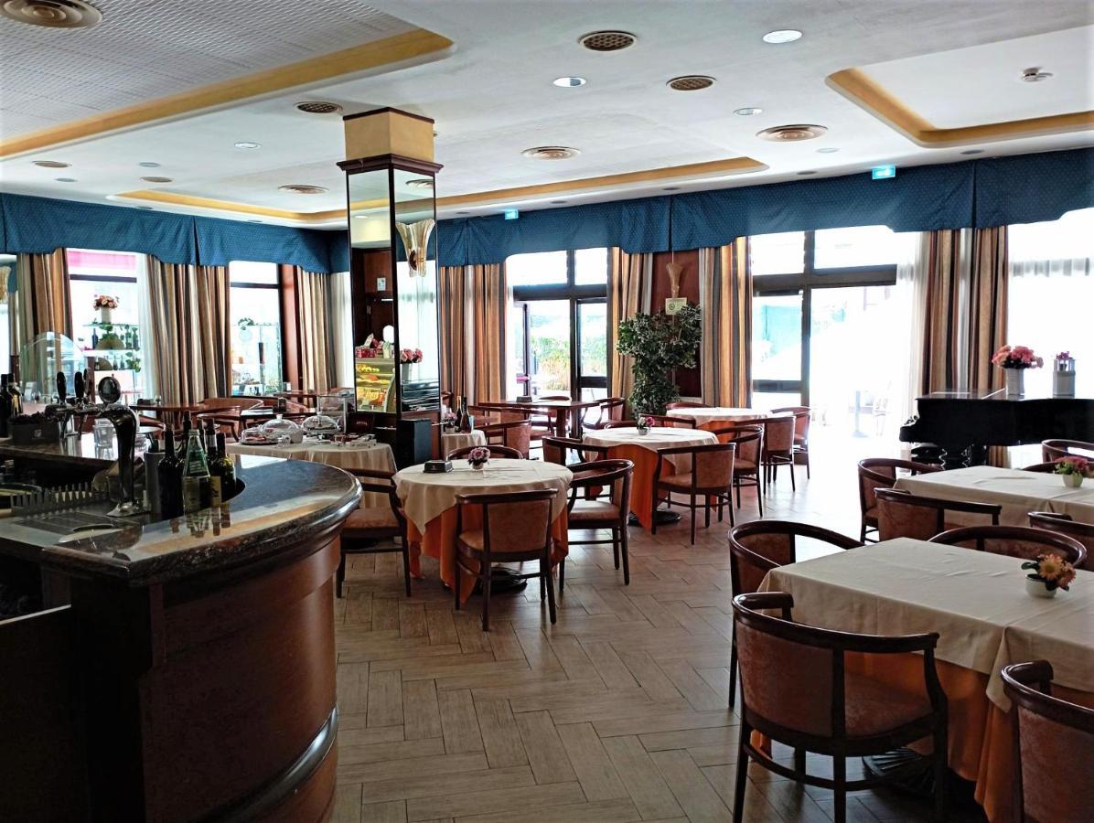 Hotel Grazia Deledda Sassari Exteriör bild