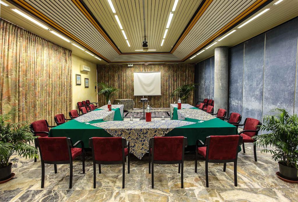 Hotel Grazia Deledda Sassari Exteriör bild